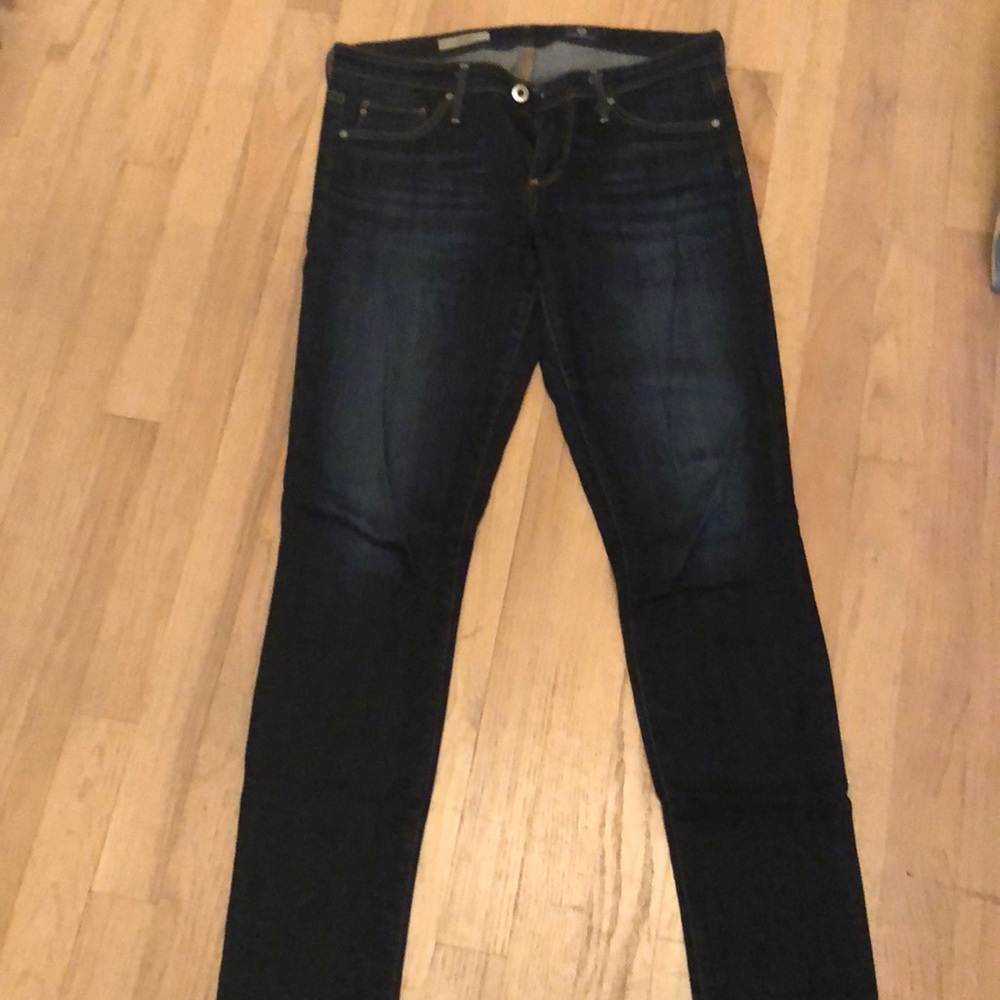 AG stilt cigarette leg